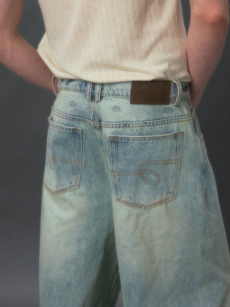 Ultra-Baggy Wide-Leg Jeans