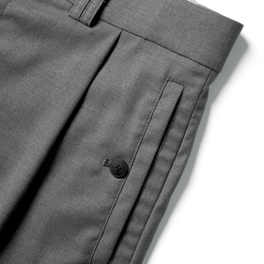 P9_GRY_SHORTS