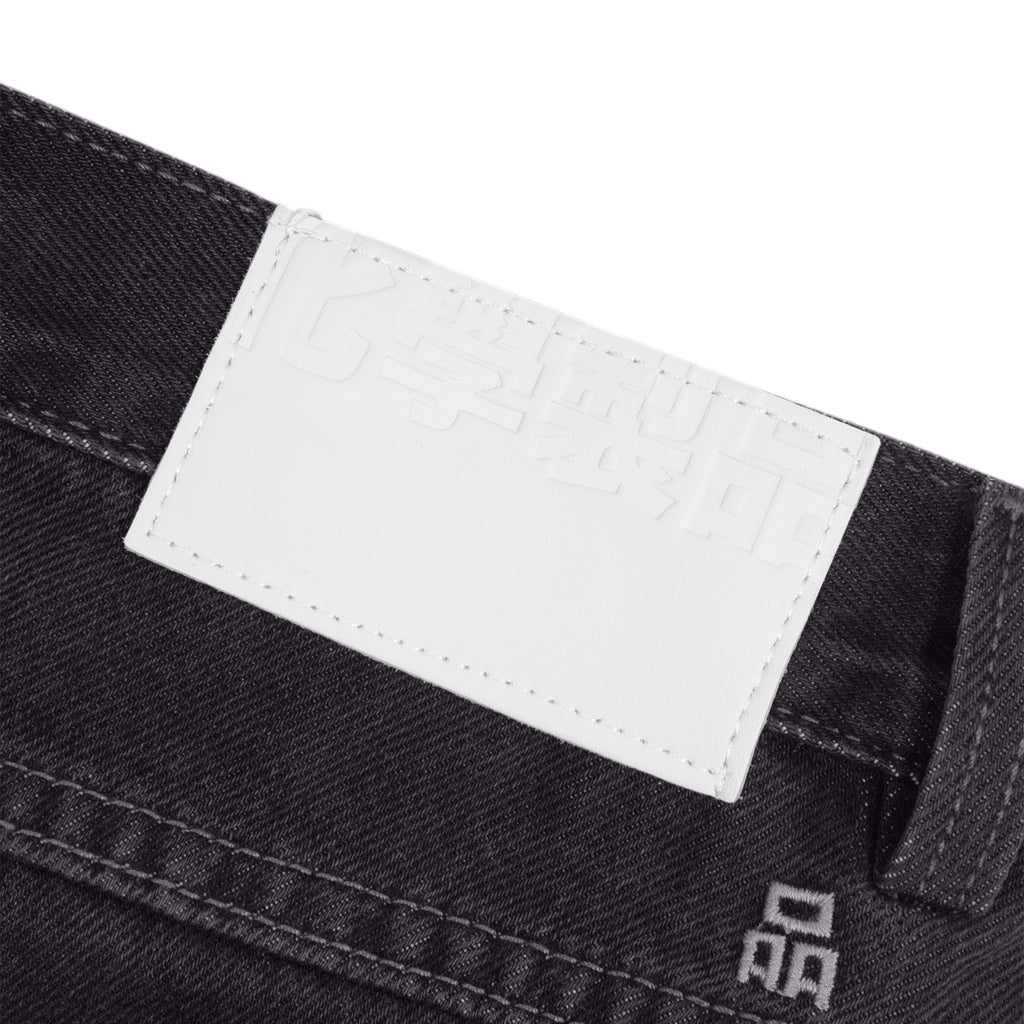 P2_BLK_JEANS