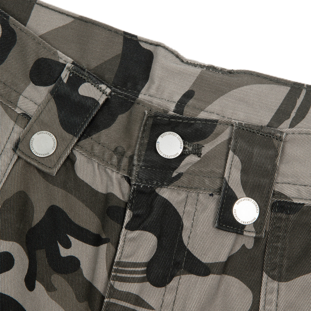 P6_GRN_WORKPANTS