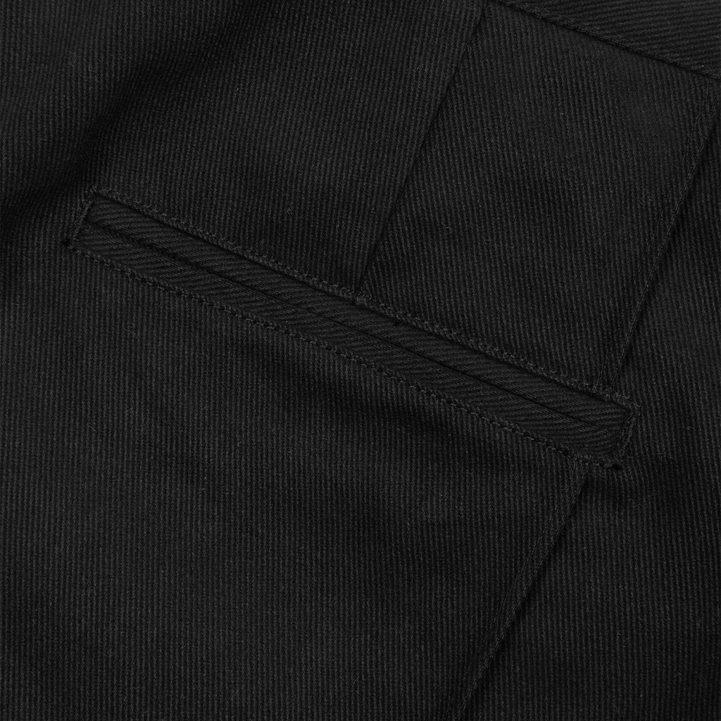 P9_BLK_SHORTS