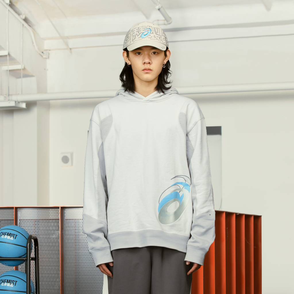 H2_GRY_CHEMIST_CREATIONS_X_ASICS_HOODIE