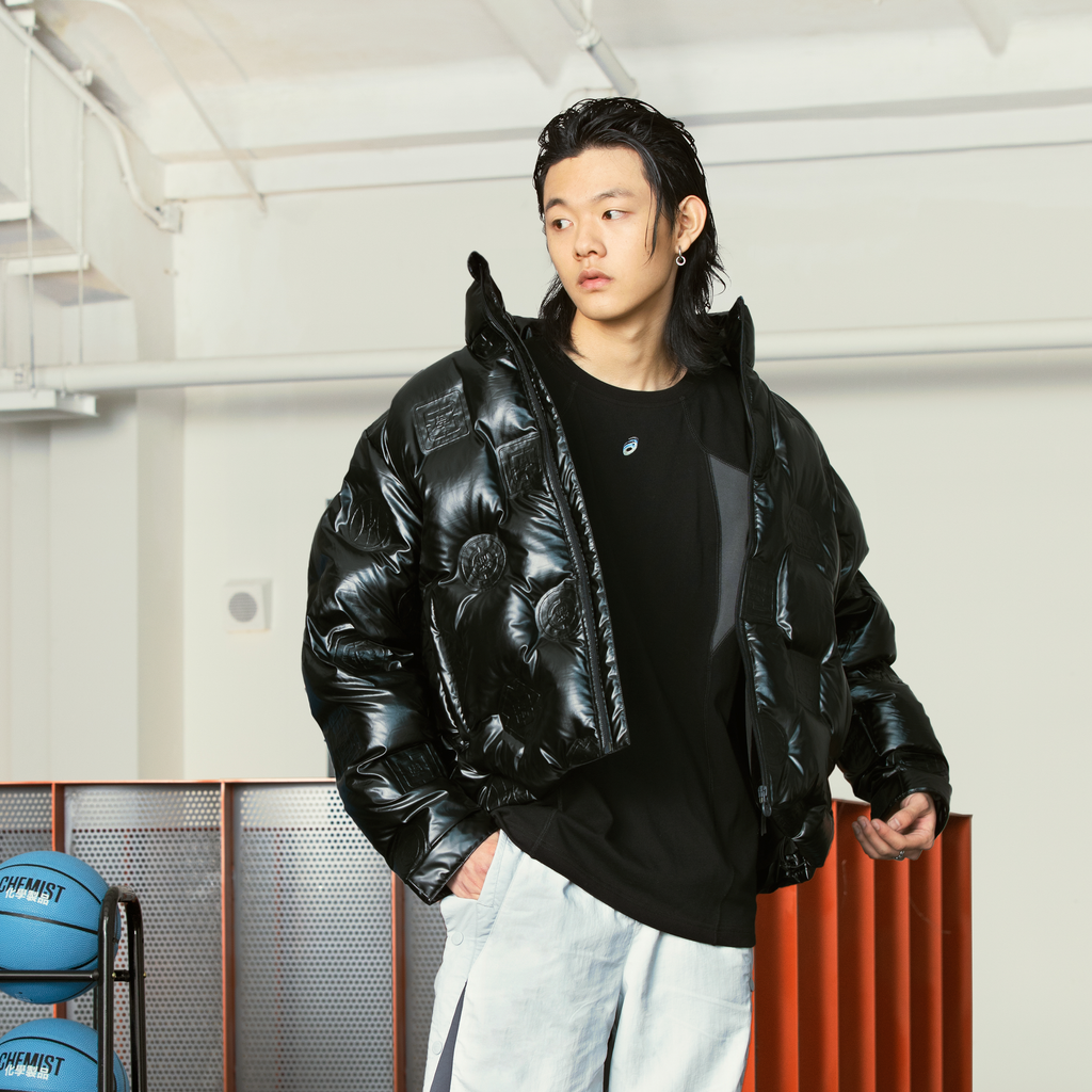 J1_BLK_CHEMIST_CREATIONS_X_ASICS_DOWNJACKET