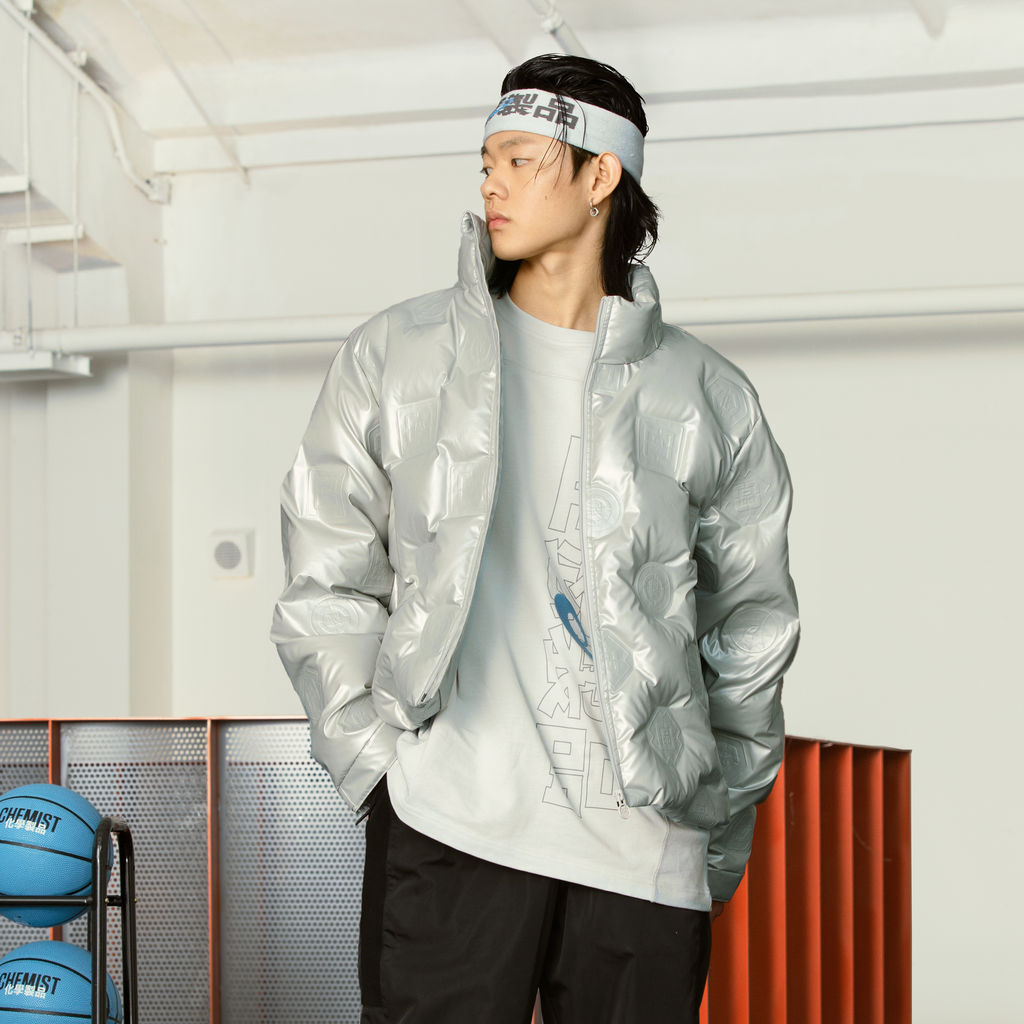 J1_GRY_CHEMIST_CREATIONS_X_ASICS_DOWNJACKET