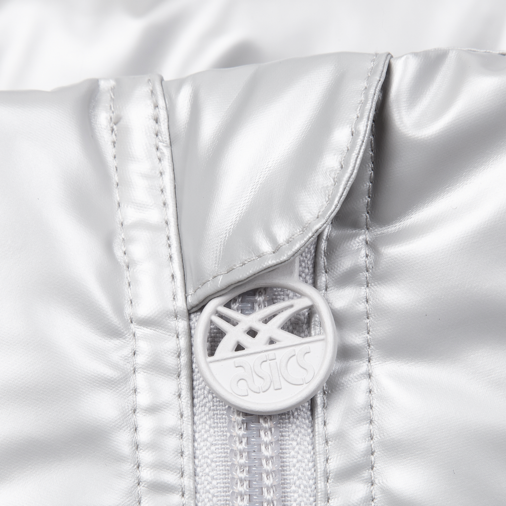 J1_GRY_CHEMIST_CREATIONS_X_ASICS_DOWNJACKET